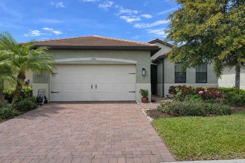 11992 Blazing Star Dr, Venice, FL, 34293-2750 | Card Image