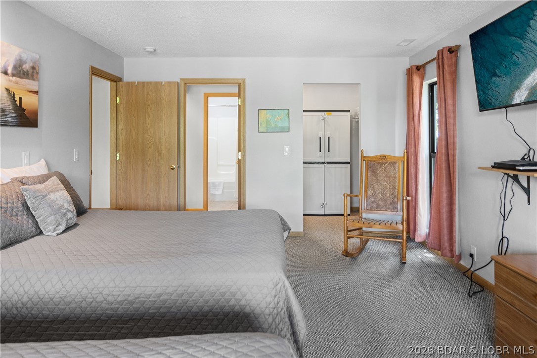 Residential in Sunrise Beach 3