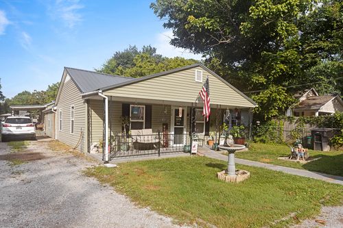 312 Gentry St, Tullahoma, TN, 37388-3807 | Card Image