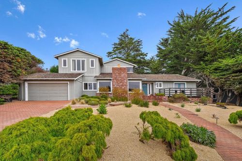 142 Carmel Riviera Dr, Carmel, CA, 93923-9736 | Card Image
