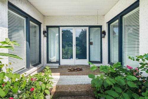 4052 Port Cleburne Ln, Hermitage, TN, 37076-3138 | Card Image