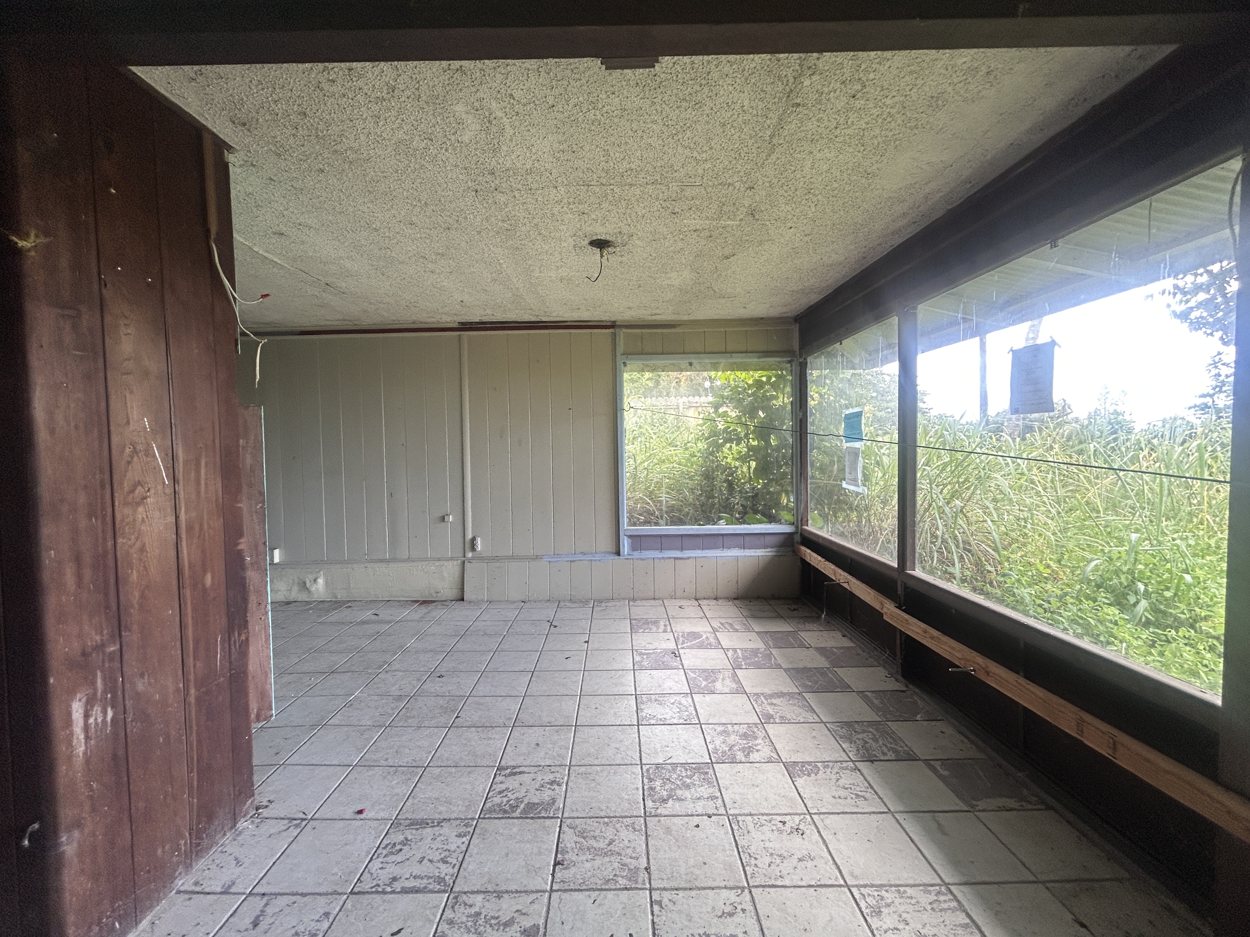 Residential in Captain Cook 4
