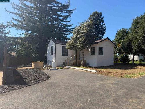 451 Maple Ave, Vallejo, CA, 94519 | Card Image