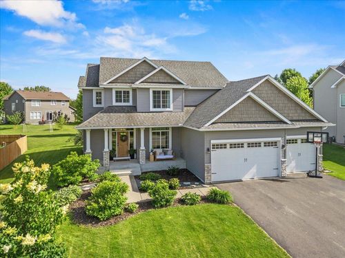 589 Montrose Ave, Delano, MN, 55328-2805 | Card Image