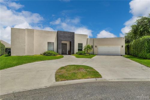 1010 Red River St, Mission, TX, 78572-8591 | Card Image