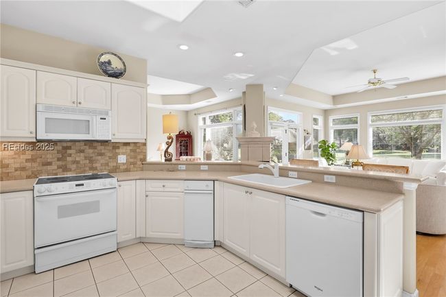 127 Moss Creek Dr, House other with 3 bedrooms, 3 bathrooms and null parking in Hilton Head Island SC | Image 28