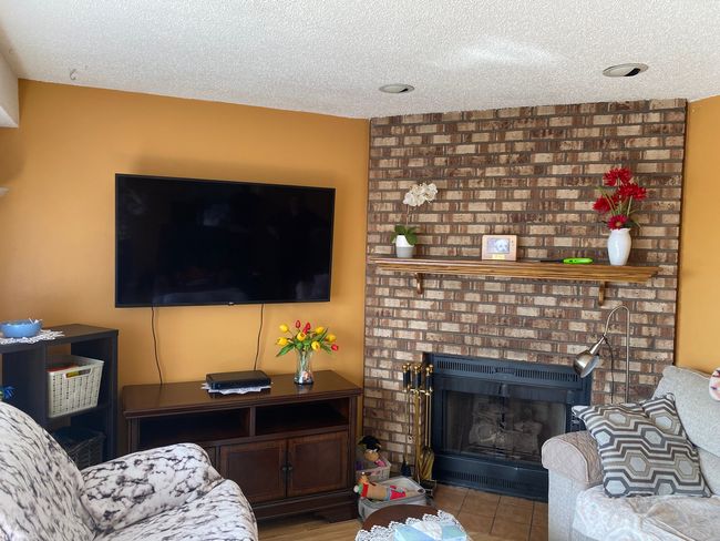 303B - 10501 S Highland Ave, Condo with 2 bedrooms, 1 bathrooms and 2 parking in Worth IL | Image 4