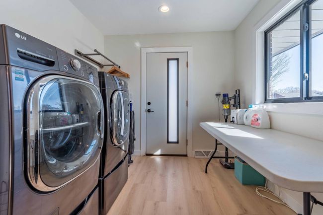 main floor laundry | Image 31