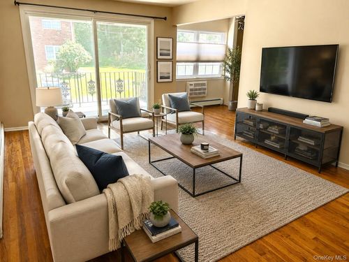 36-8 Colonial Rd, Beacon, NY, 12508-1731 | Card Image