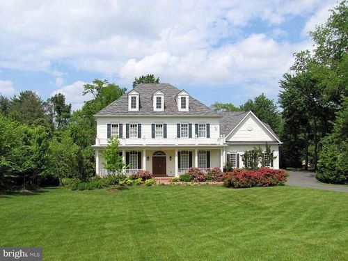 1762 Kirby Rd, MCLEAN, VA, 22101-5323 | Card Image