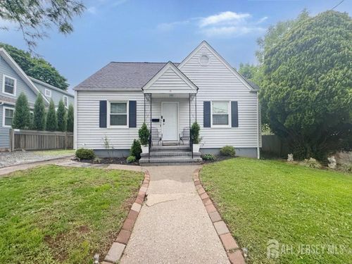 10 S 8th Ave, Highland Park, NJ, 08904-3104 | Card Image