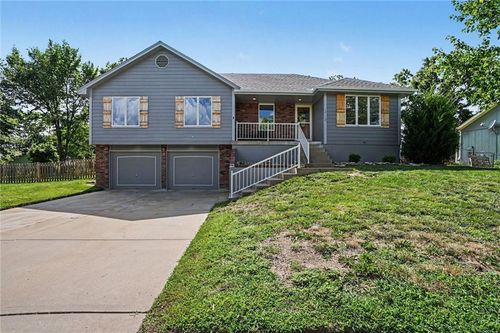 12113 E 78th Ter, Kansas City, MO, 64138-5295 | Card Image