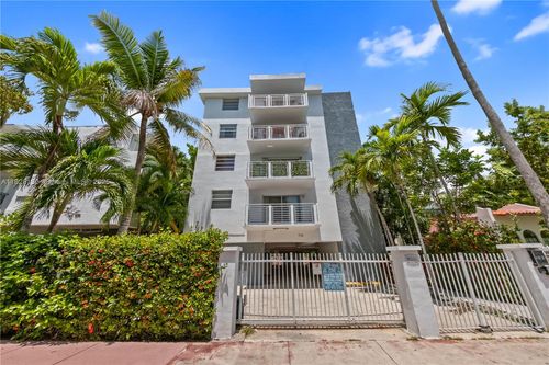 apt-302-716 Michigan Ave, Miami Beach, FL, 33139-6074 | Card Image