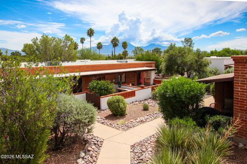 c-403 S Paseo Tierra, Green Valley, AZ, 85614-7357 | Card Image