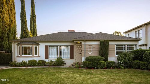 1896 E Mountain Street, Pasadena, CA, 91104 | Card Image