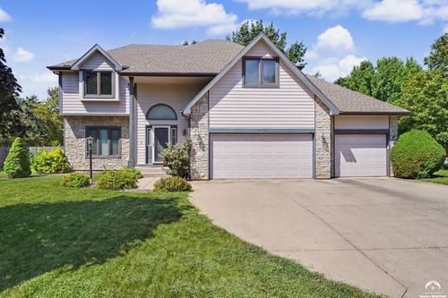 1001 Biltmore Dr, Lawrence, KS, 66049-4736 | Card Image