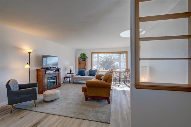 300 Pleasant Dr, House other with 3 bedrooms, 2 bathrooms and null parking in Waunakee WI | Image 10