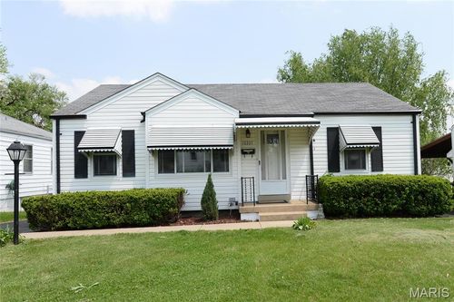 10337 Little Flower Ln, Saint Ann, MO, 63074-1809 | Card Image