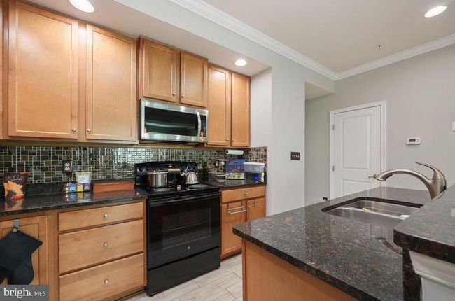 24606 Johnson Oak Ter, Townhouse with 2 bedrooms, 3 bathrooms and null parking in DULLES VA | Image 7