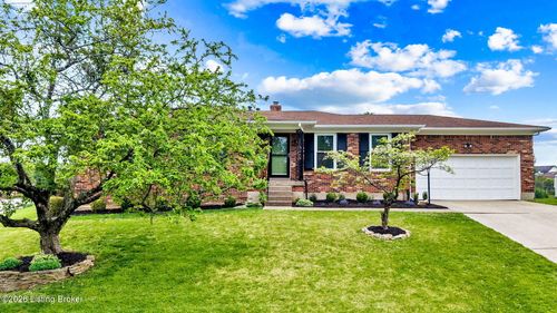 2522 Wyeth Ct, Louisville, KY, 40220-2749 | Card Image