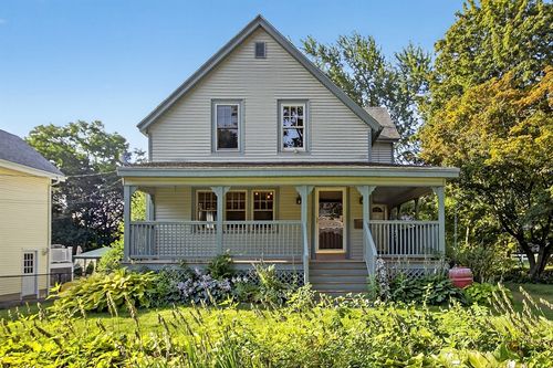 12 Raymond Ave, Shrewsbury, MA, 01545-5625 | Card Image