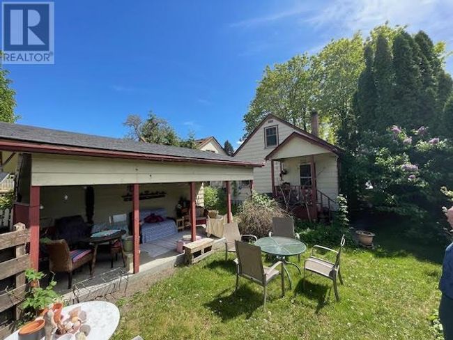 866 Dehart Ave, House other with 3 bedrooms, 1 bathrooms and 2 parking in Kelowna BC | Image 25