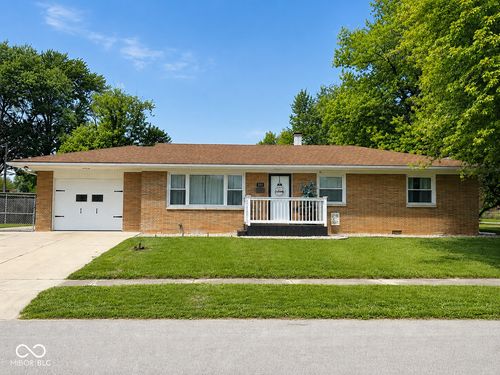 202 Wayside Dr, Plainfield, IN, 46168-1779 | Card Image