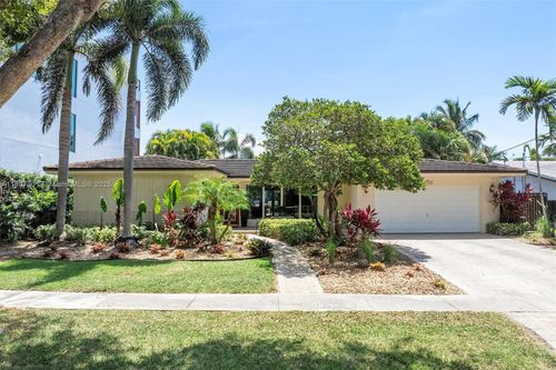 13105 Coronado Dr, North Miami, FL, 33181-2153 | Card Image