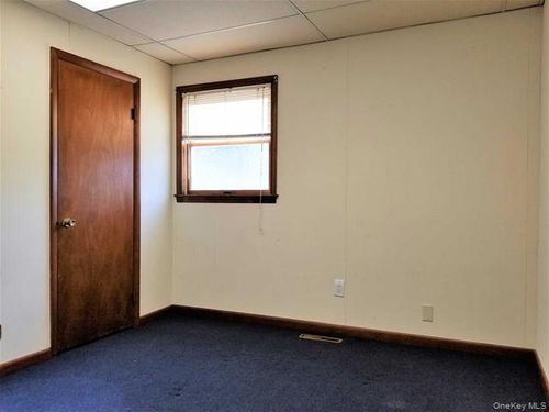 4-383-385 Hooker Ave, Poughkeepsie, NY, 12603-3626 | Card Image