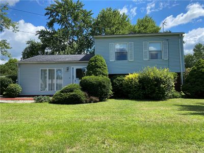 1207 Arlington Drive, House other with 3 bedrooms, 2 bathrooms and 2 parking in Pymatuning Twp PA | Image 1