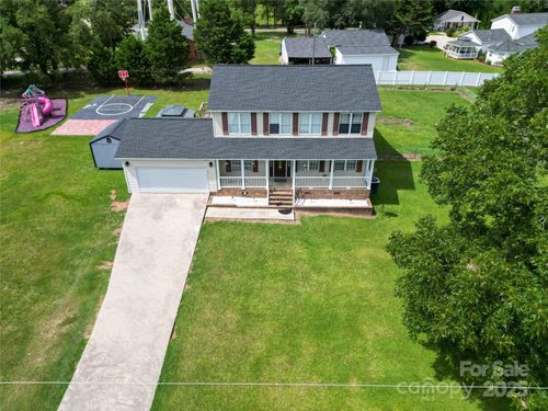 204 Rowland Ave, Heath Springs, SC, 29058-8530 | Card Image