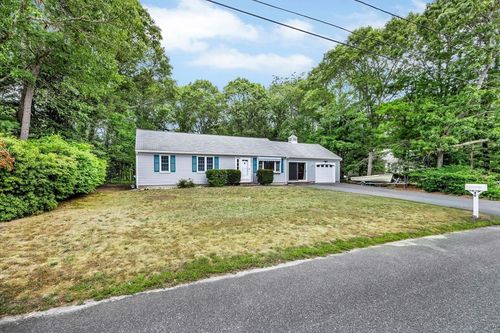 40 Beldan Ln, Centerville, MA, 02632-2878 | Card Image