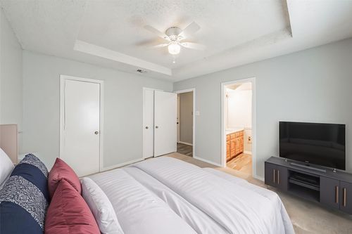 309 Creekside Dr, Ferris, TX, 75125-2816 | Card Image