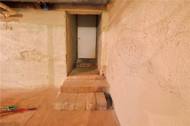Basement door to the outside. | Image 20