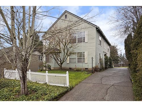 17915 Monticello Dr, Gladstone, OR, 97027-1338 | Card Image