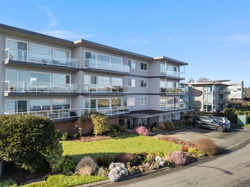 305-1270 Beach Dr, Victoria, BC, V8S2N3 | Card Image