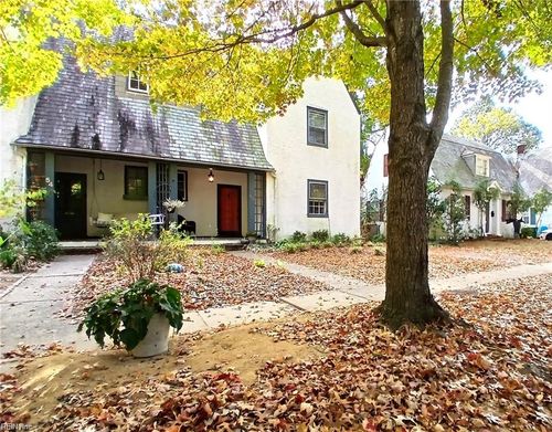 52 Hopkins St, Newport News, VA, 23601-4026 | Card Image