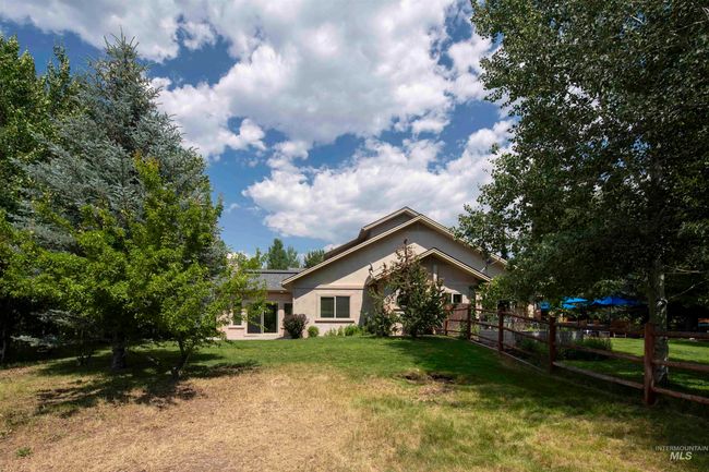 205 Shaun Ln, House other with 4 bedrooms, 5 bathrooms and 2 parking in Hailey ID | Image 28