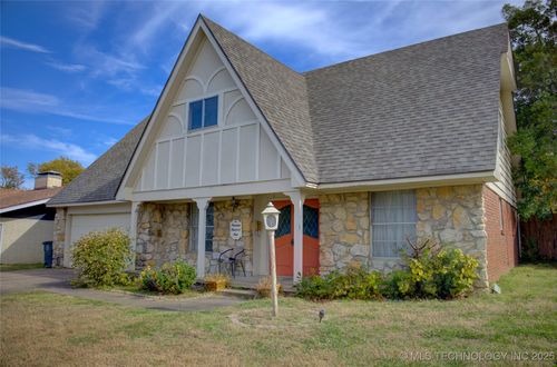 1909 S 111th East Ave, Tulsa, OK, 74128-6328 | Card Image