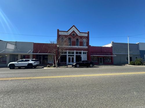 315 N Washington St, Beeville, TX, 78102-4512 | Card Image