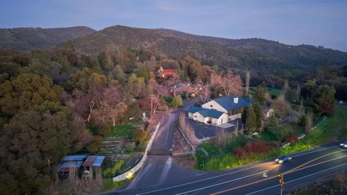 21645 Parrotts Ferry Rd, Sonora, CA, 95370-9001 | Card Image