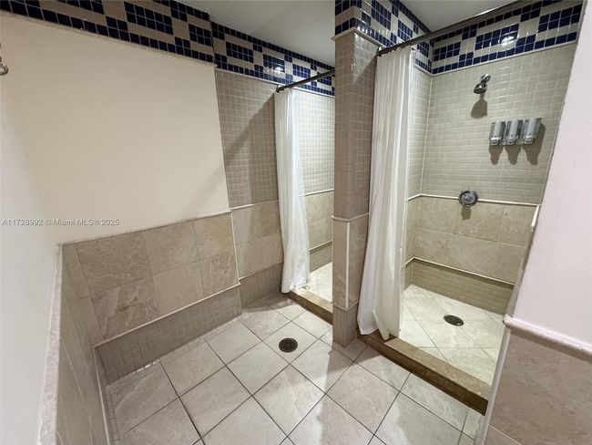 APT-412 - 19400 Turnberry Way, Condo with 3 bedrooms, 3 bathrooms and null parking in Aventura FL | Image 25