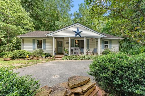 6336 Meadow Dr, Gloucester, VA, 23061-4256 | Card Image