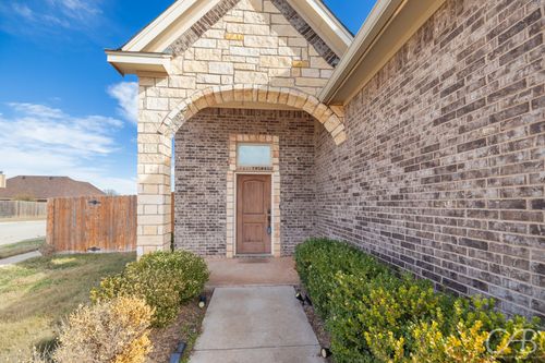 7701 Florence Dr, Abilene, TX, 79606-2889 | Card Image