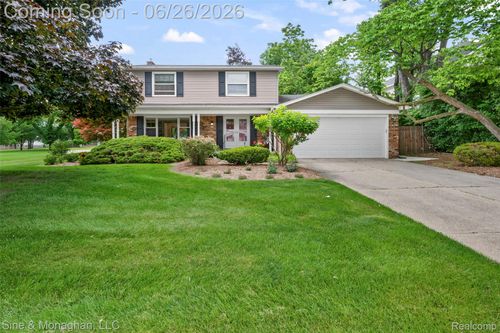 19120 Eldridge Ln, Southfield, MI, 48076-1003 | Card Image