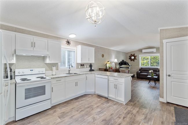 79 - 25 Maki Rd, House other with 2 bedrooms, 1 bathrooms and 2 parking in Nanaimo BC | Image 14