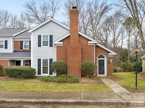 9453 Kings Falls Dr, Charlotte, NC, 28210-7769 | Card Image