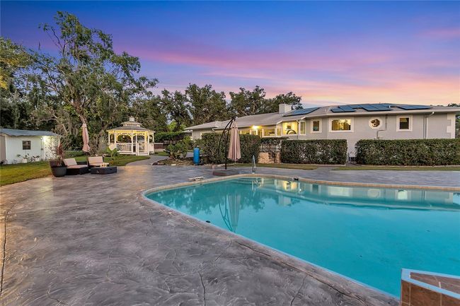 3425 W Forest Lake Cir, House other with 6 bedrooms, 4 bathrooms and null parking in SARASOTA FL | Image 33