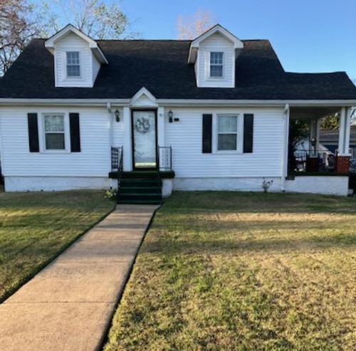 411 5th Ave, Columbia, TN, 38401-2817 | Card Image