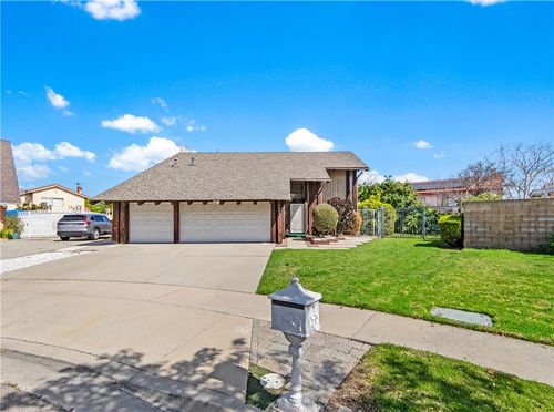 16806 Outrigger Cir, Cerritos, CA, 90703-1653 | Card Image
